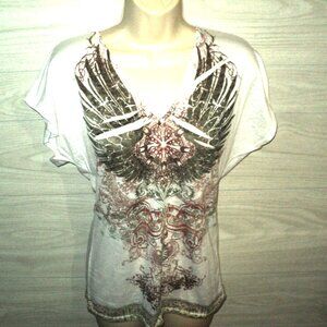 Body Central Graphic Tee Women's Size L Wings, Ornate Patterns Short Sleeves